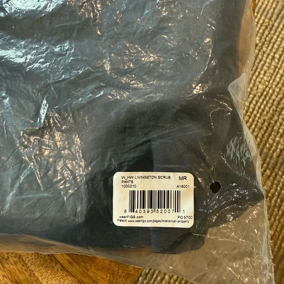 Figs Livingston Pant - Picture 4 of 6